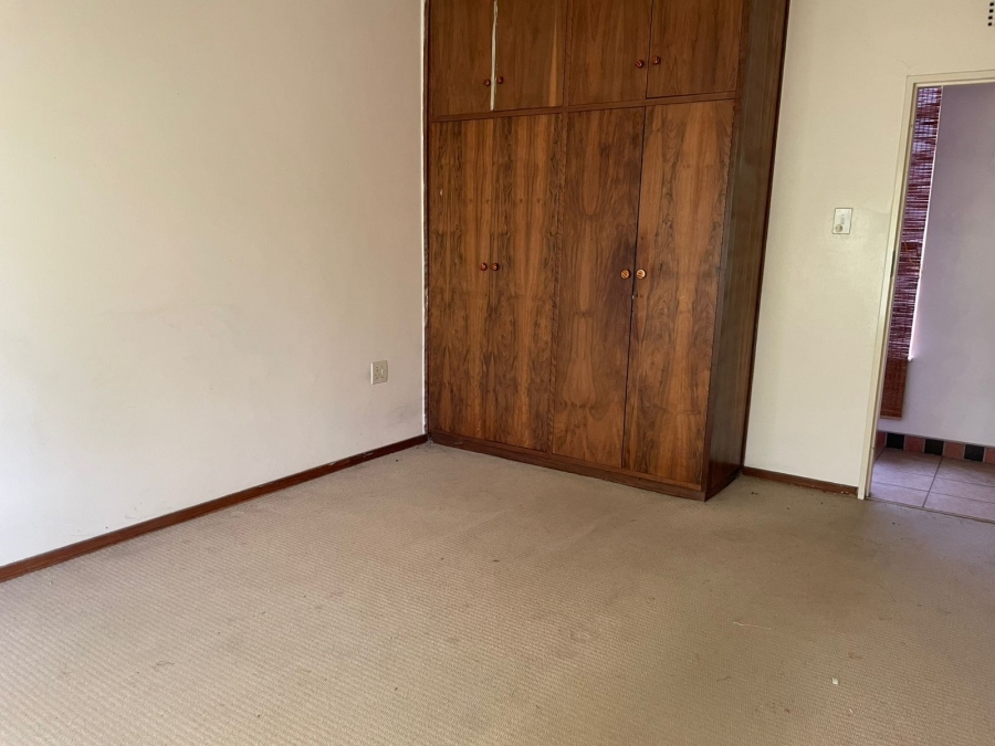 To Let 4 Bedroom Property for Rent in Unitas Park Gauteng