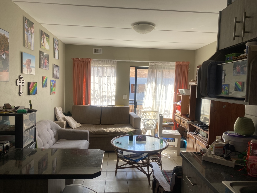 2 Bedroom Property for Sale in Montana Tuine Gauteng