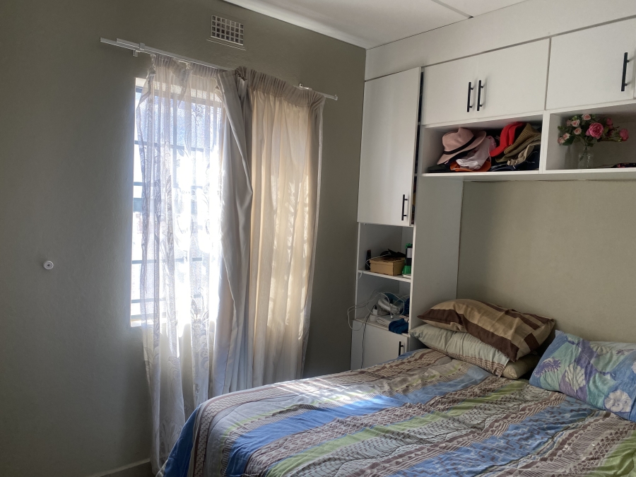 2 Bedroom Property for Sale in Montana Tuine Gauteng