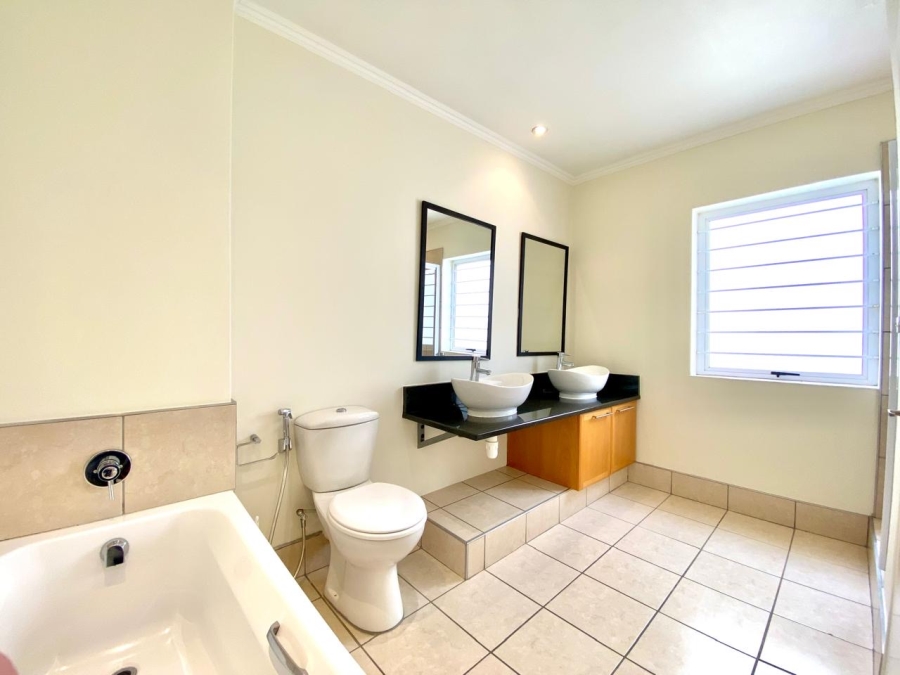 To Let 2 Bedroom Property for Rent in Bryanston Gauteng