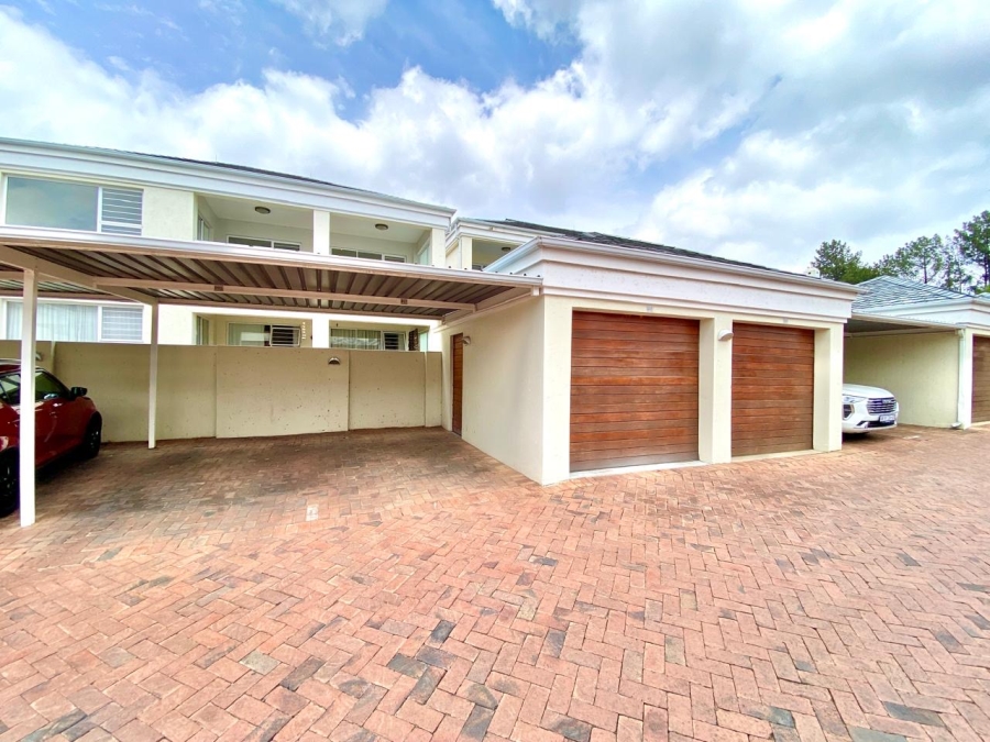 To Let 2 Bedroom Property for Rent in Bryanston Gauteng