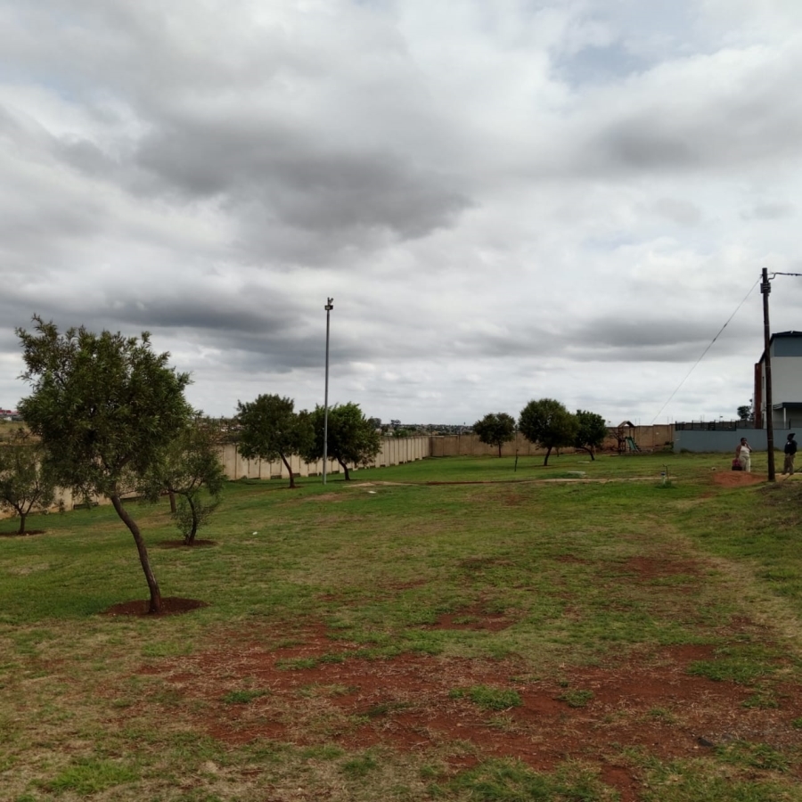 0 Bedroom Property for Sale in Clayville Gauteng