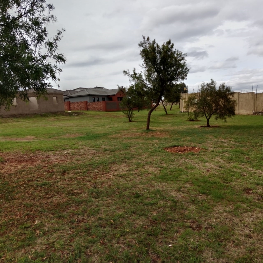 0 Bedroom Property for Sale in Clayville Gauteng