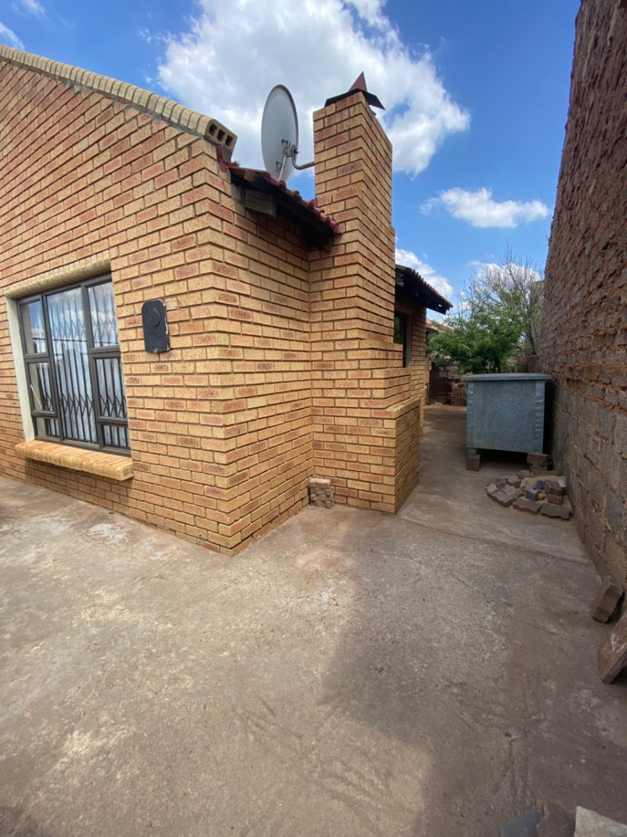 3 Bedroom Property for Sale in Vosloorus Gauteng