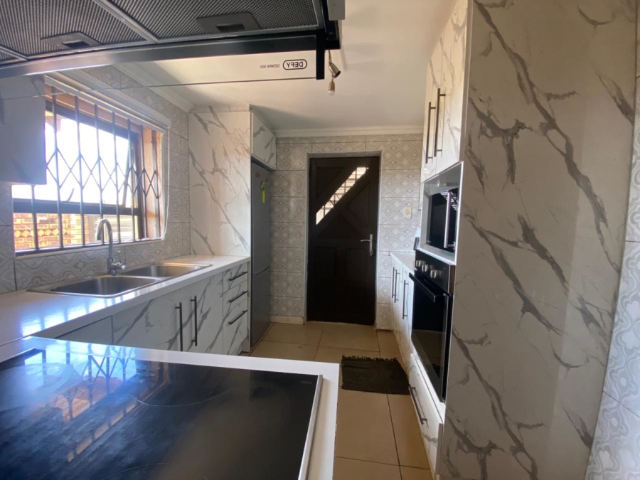 3 Bedroom Property for Sale in Vosloorus Gauteng