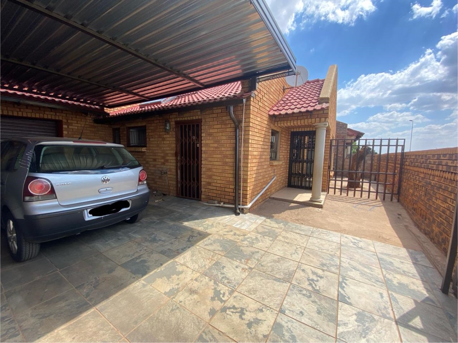 3 Bedroom Property for Sale in Vosloorus Gauteng