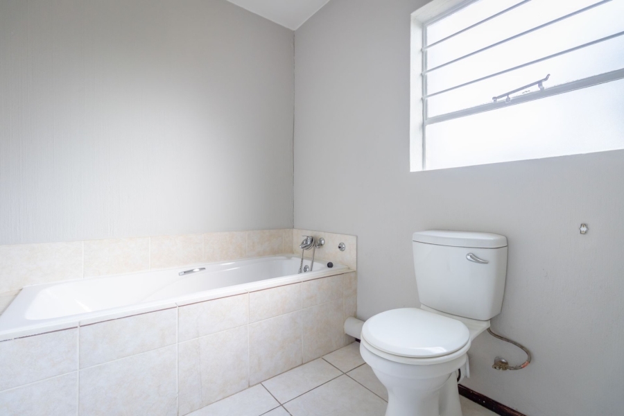 2 Bedroom Property for Sale in Honeypark Gauteng