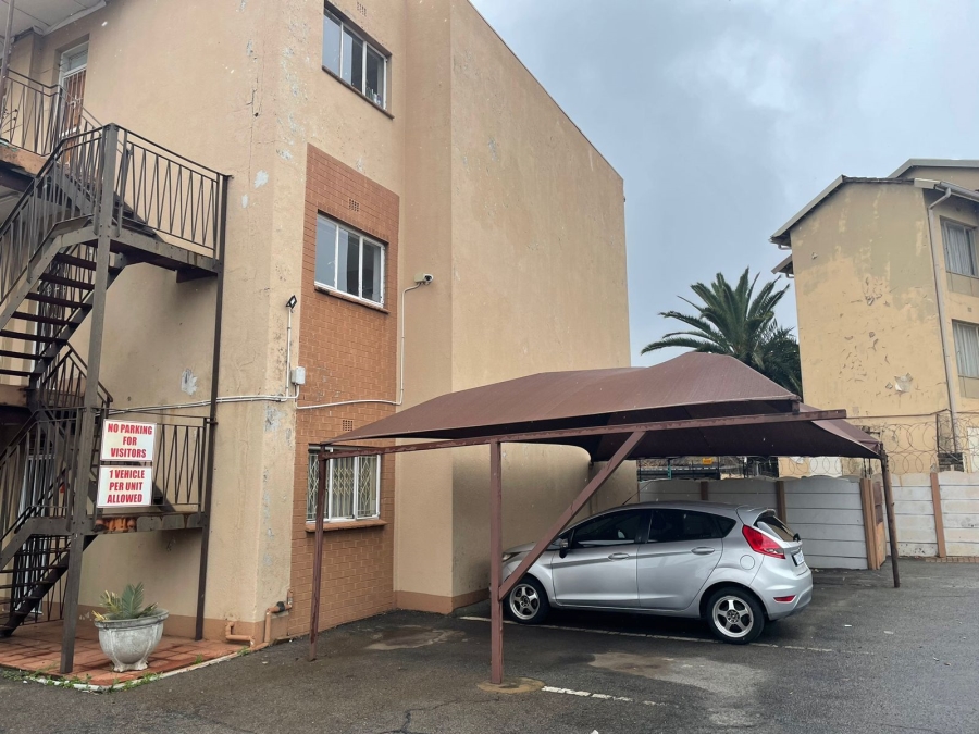 1 Bedroom Property for Sale in Witpoortjie Gauteng