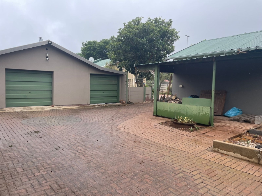 3 Bedroom Property for Sale in Witpoortjie Gauteng