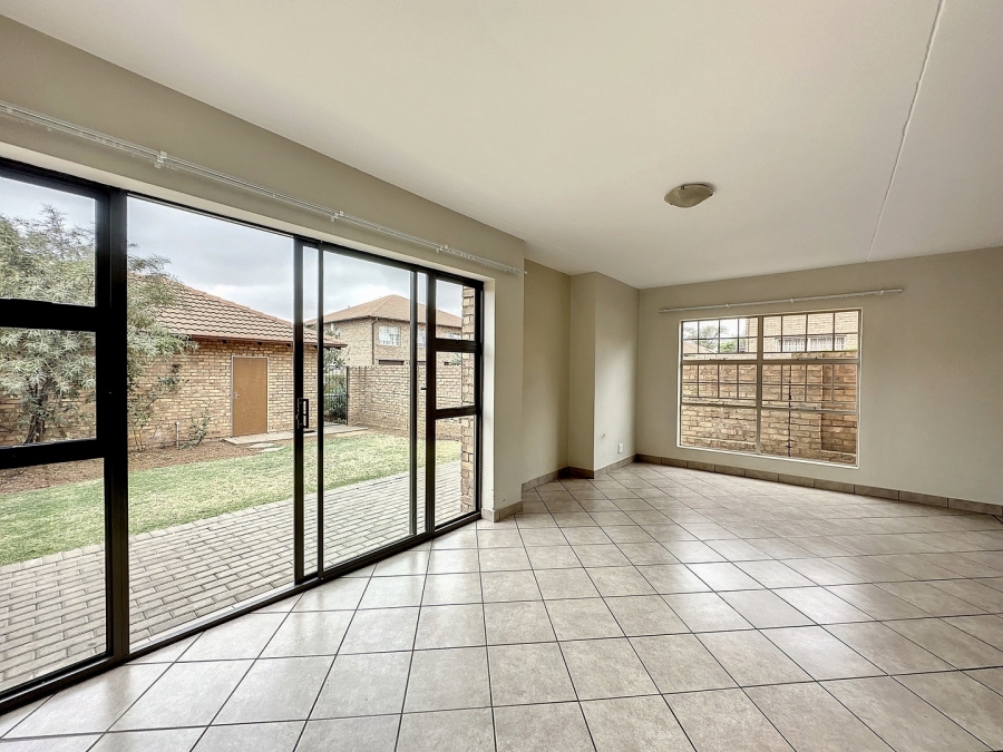 To Let 4 Bedroom Property for Rent in Tyger Valley Gauteng