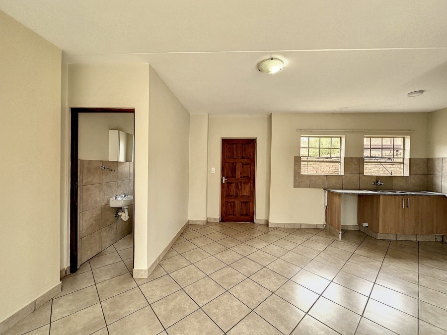 To Let 4 Bedroom Property for Rent in Tyger Valley Gauteng