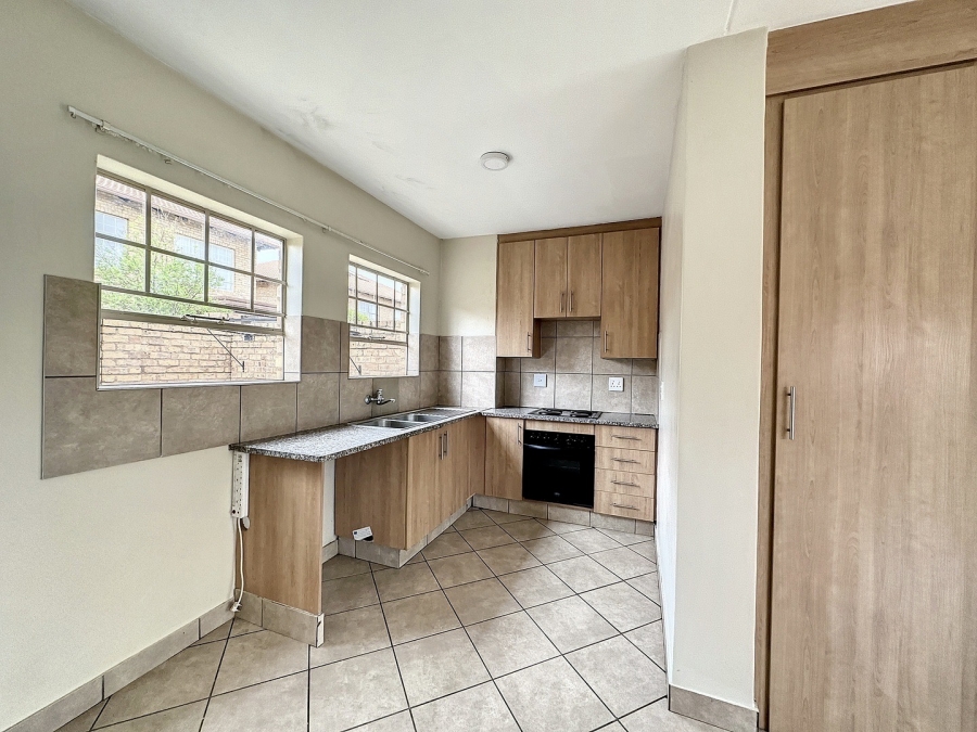 To Let 4 Bedroom Property for Rent in Tyger Valley Gauteng