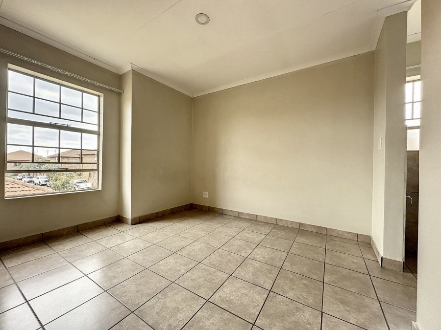 To Let 4 Bedroom Property for Rent in Tyger Valley Gauteng