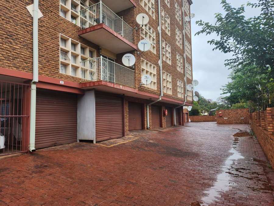 2 Bedroom Property for Sale in Pretoria North Gauteng