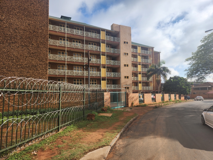 2 Bedroom Property for Sale in Pretoria North Gauteng