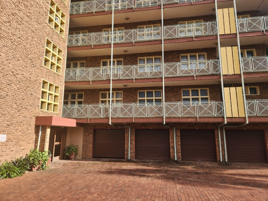 2 Bedroom Property for Sale in Pretoria North Gauteng