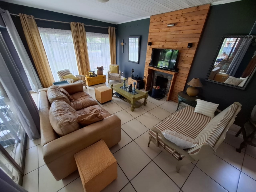 4 Bedroom Property for Sale in Sinoville Gauteng