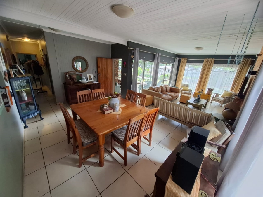 4 Bedroom Property for Sale in Sinoville Gauteng