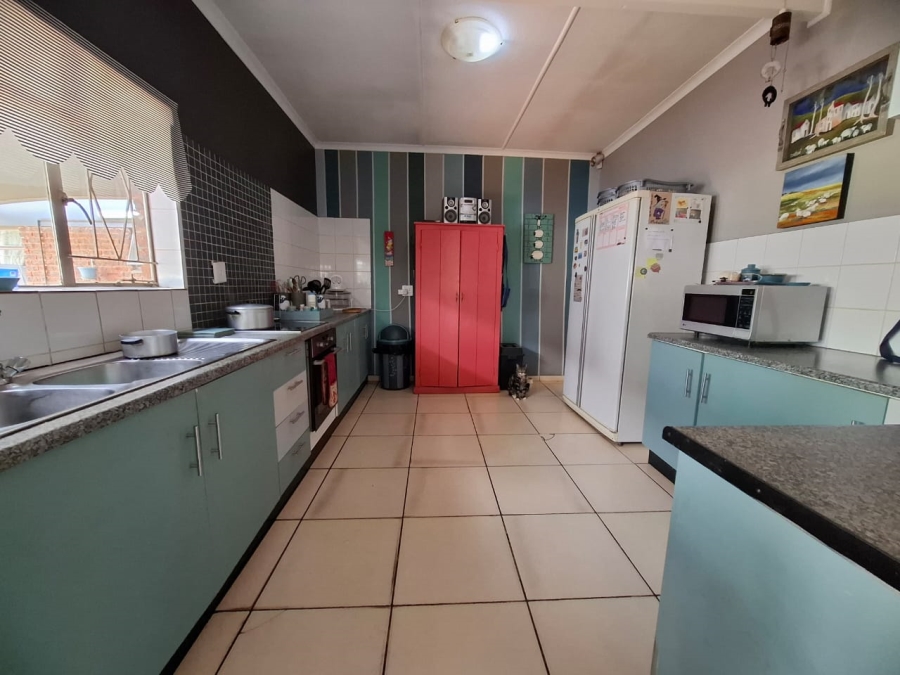 4 Bedroom Property for Sale in Sinoville Gauteng