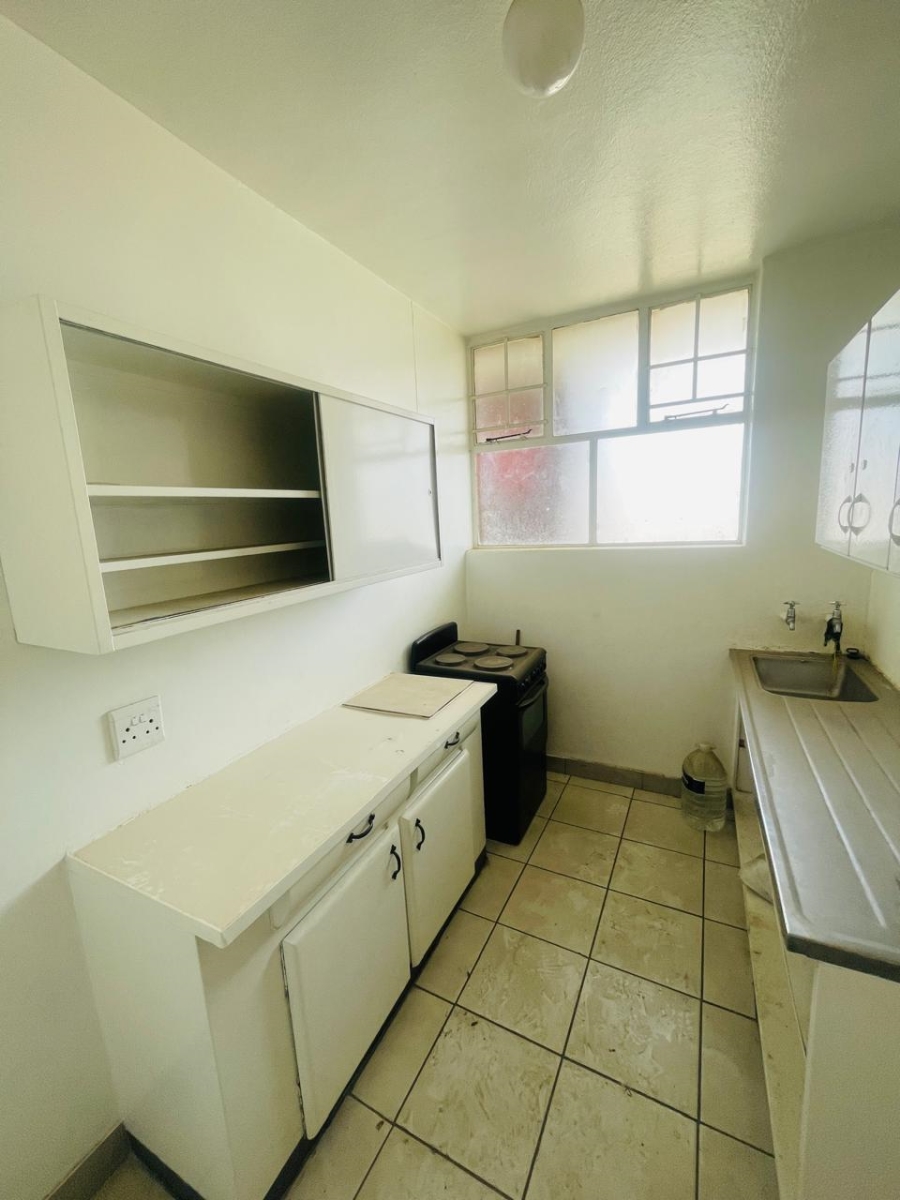 2 Bedroom Property for Sale in Sunnyside Gauteng