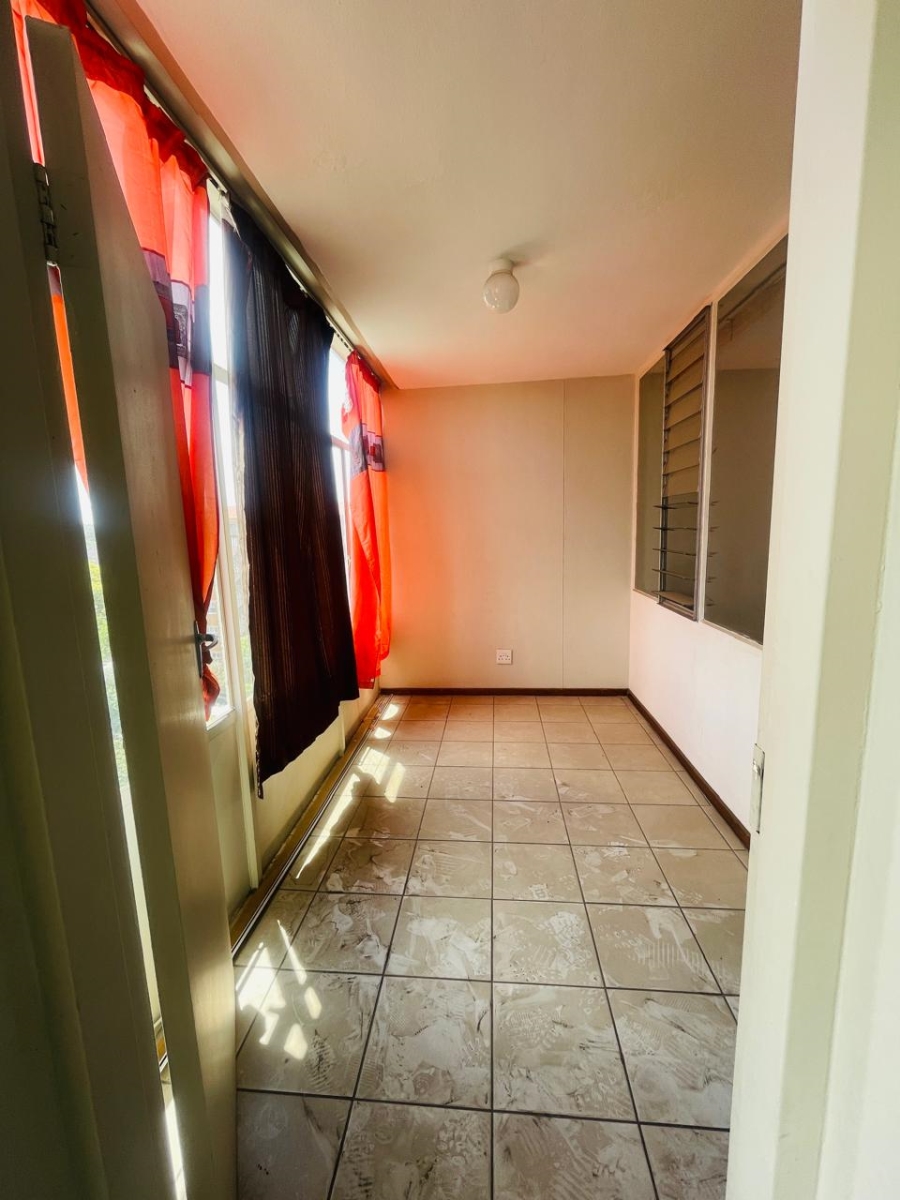 2 Bedroom Property for Sale in Sunnyside Gauteng