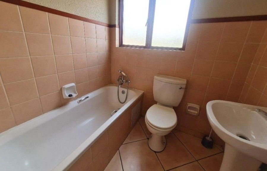 2 Bedroom Property for Sale in Dowerglen Ext 4 Gauteng