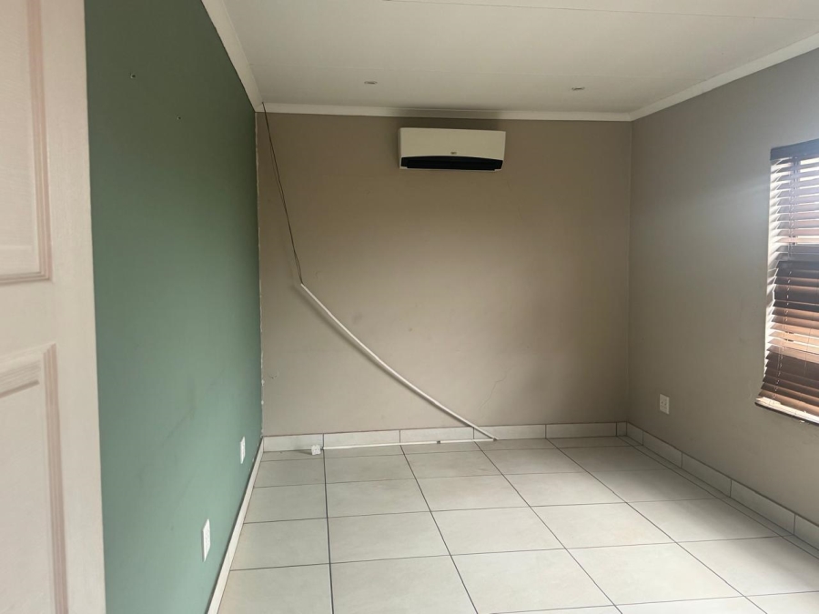 To Let commercial Property for Rent in Mapleton Gauteng