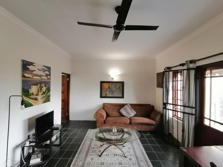 To Let 1 Bedroom Property for Rent in Linden Gauteng