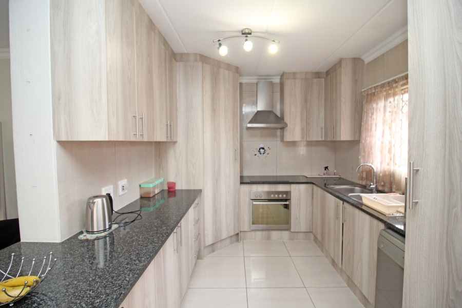 3 Bedroom Property for Sale in Willowbrook Gauteng