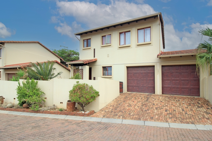 3 Bedroom Property for Sale in Willowbrook Gauteng