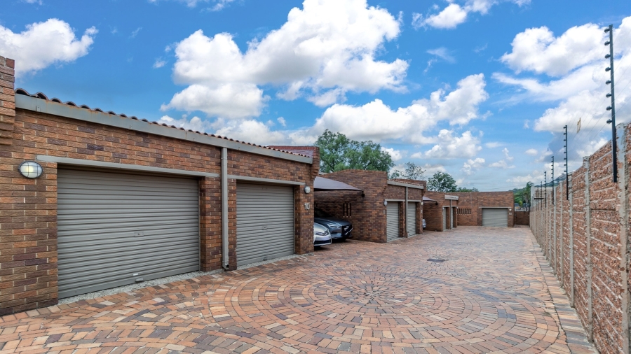 3 Bedroom Property for Sale in Fairland Gauteng