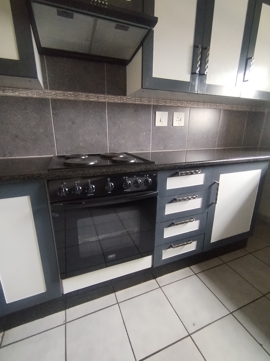 3 Bedroom Property for Sale in Eden Glen Gauteng