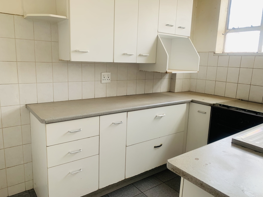 1 Bedroom Property for Sale in Bellevue Gauteng