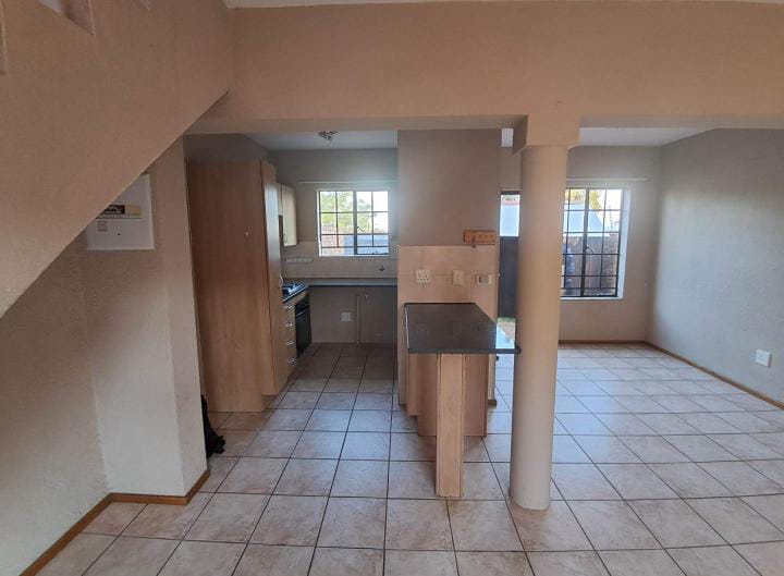 To Let 2 Bedroom Property for Rent in Halfway Gardens Gauteng