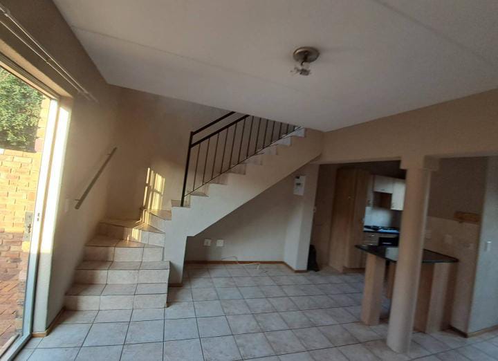 To Let 2 Bedroom Property for Rent in Halfway Gardens Gauteng