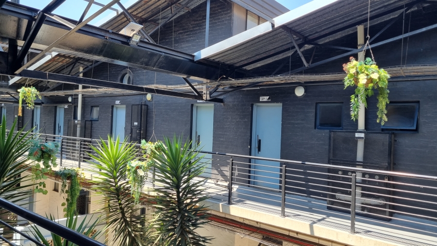 To Let 1 Bedroom Property for Rent in Johannesburg Central Gauteng