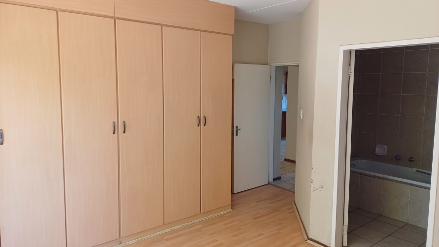 To Let 2 Bedroom Property for Rent in Sunninghill Gauteng