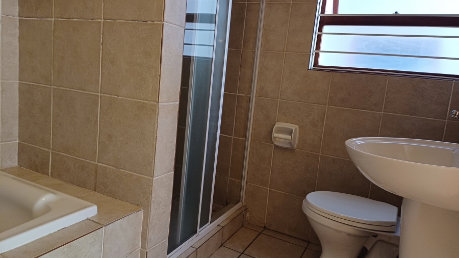 To Let 2 Bedroom Property for Rent in Sunninghill Gauteng