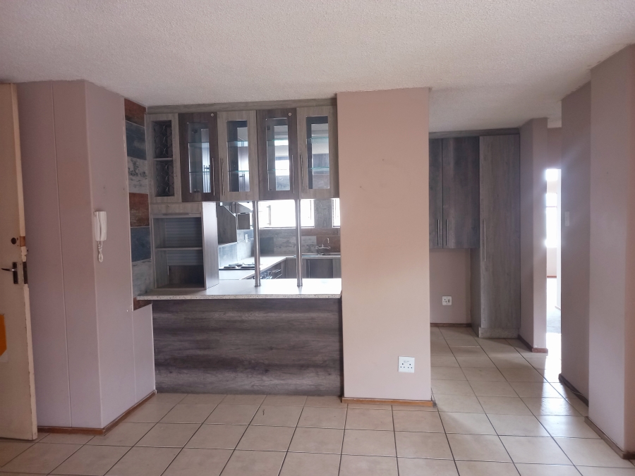 2 Bedroom Property for Sale in Wonderboom South Gauteng