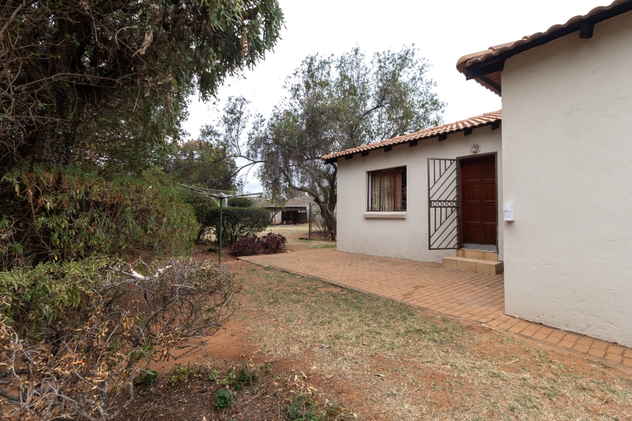 3 Bedroom Property for Sale in Glen Austin Gauteng