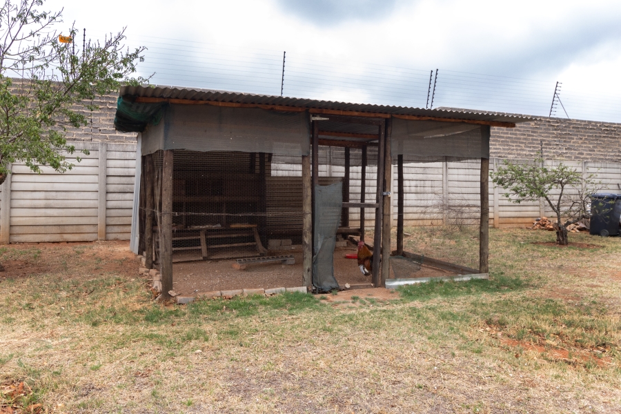 3 Bedroom Property for Sale in Glen Austin Gauteng