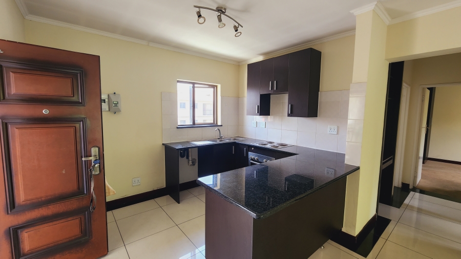 2 Bedroom Property for Sale in Noordwyk Gauteng