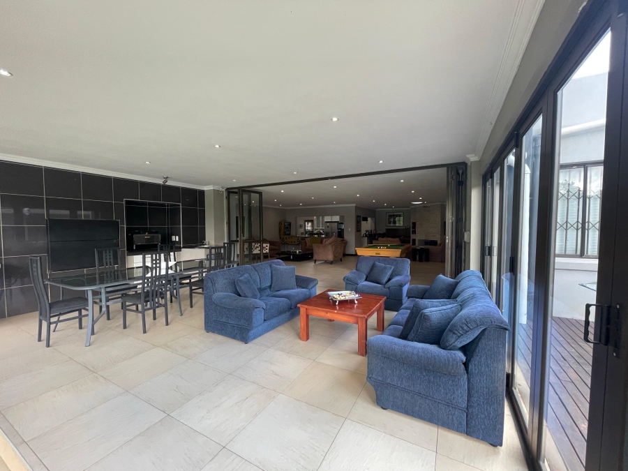 5 Bedroom Property for Sale in Three Rivers East Gauteng