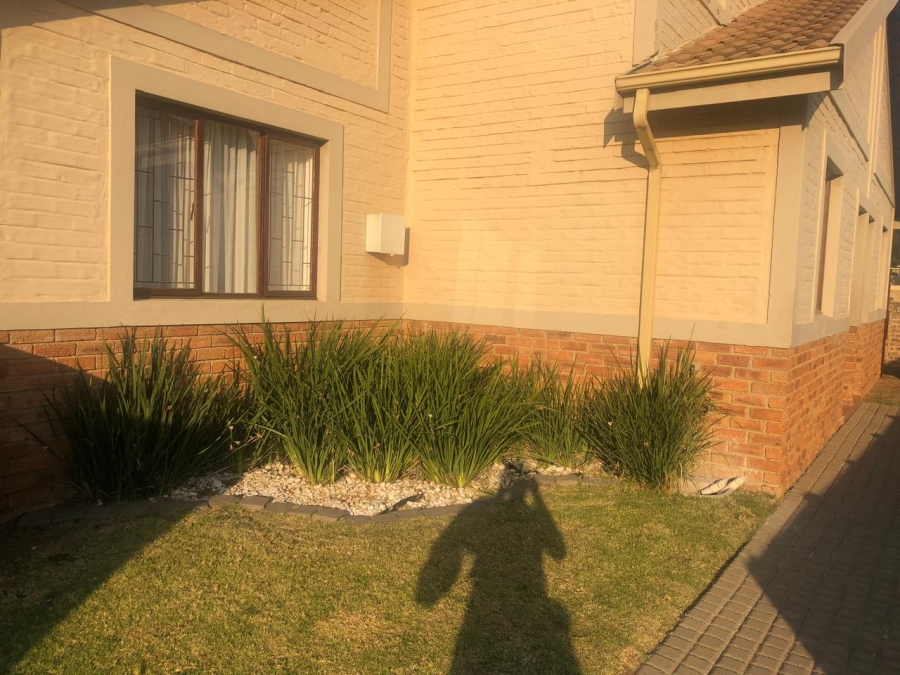 To Let 3 Bedroom Property for Rent in Carlswald Gauteng