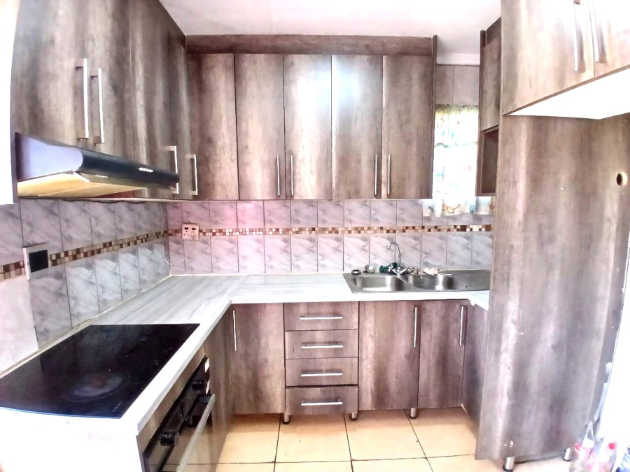 3 Bedroom Property for Sale in Mapleton Gauteng