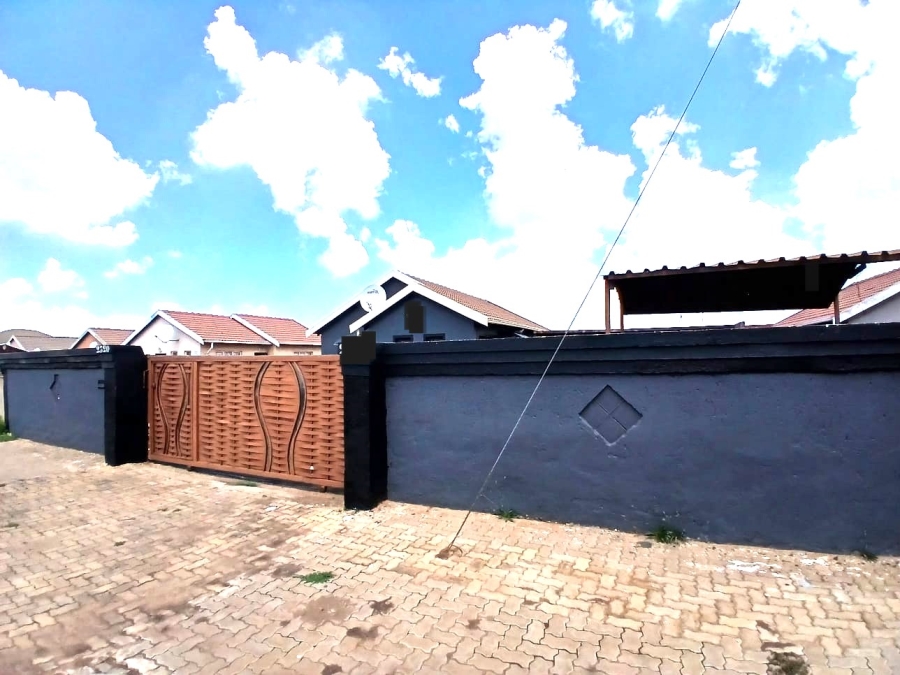 3 Bedroom Property for Sale in Mapleton Gauteng