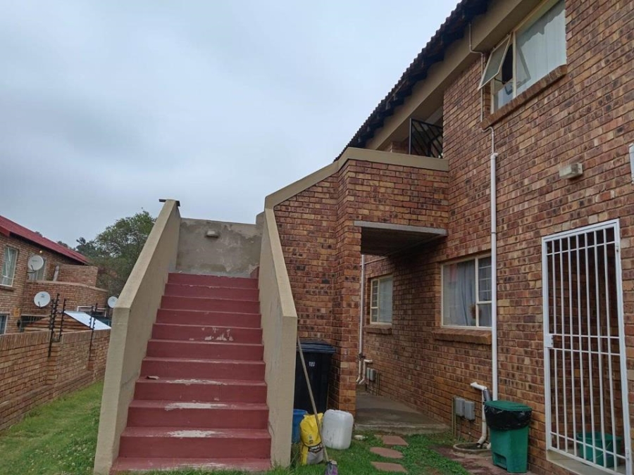 2 Bedroom Property for Sale in Liefde en Vrede Gauteng