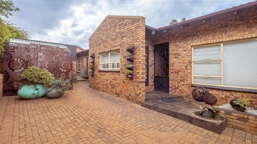 3 Bedroom Property for Sale in Rant En Dal Gauteng