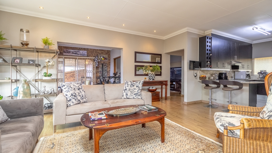 3 Bedroom Property for Sale in Rant En Dal Gauteng