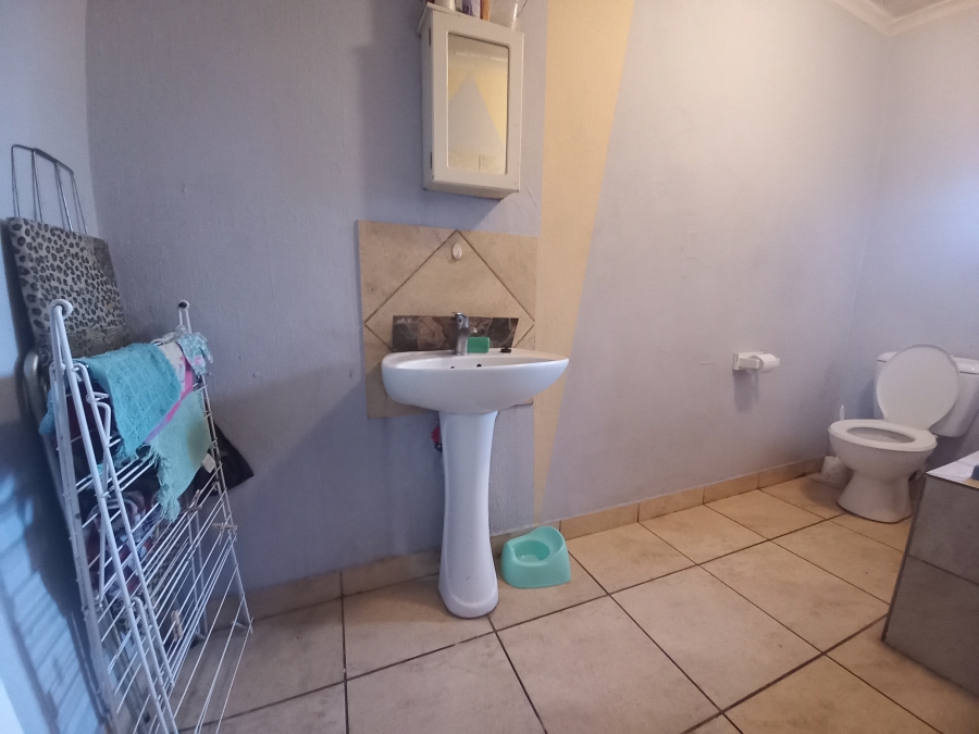 2 Bedroom Property for Sale in Pretoria West Gauteng